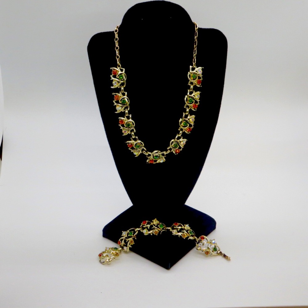Beautiful Vintage Rhinestone Jewelry Set